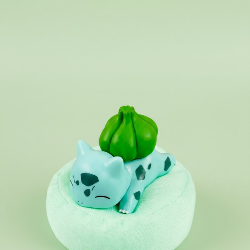 Bulbasaur Pokémon Sleeping Action Figure